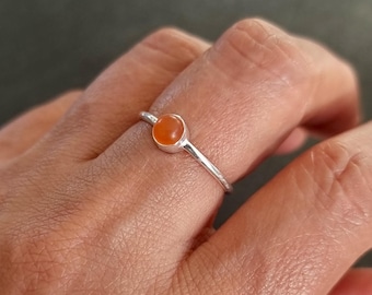 Modern 5mm Round Carnelian Ring, 925 Sterling Silver Stacking Ring, Bright Orange Gemstone Solitaire Anniversary Ring, Mistry Gems, R10CARN