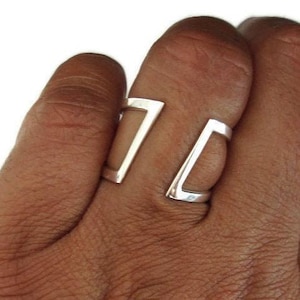 Adjustable Geometric 925 Silver Ring, 925 Sterling Silver, Unusual Silver Thumb Ring for Women, Silver Midi Ring, Mistry Gems, R12
