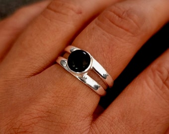 Round Black Onyx Ring, 925 Sterling Silver Ring, Stacking Ring, Black Gemstone, Boho Jewelry, 7th Anniversary, Rings Men, Mistry Gems, R22O