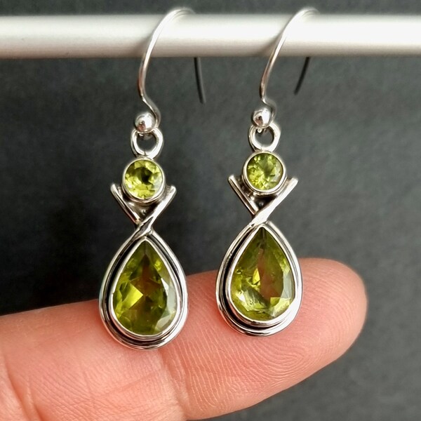 Peridot Earrings, Facetted Peridot 925 Silver Earrings, Green Gemstone, August Birthstone, 16th Anniversary, Boho Jewelry, Mistry Gems,E1PER