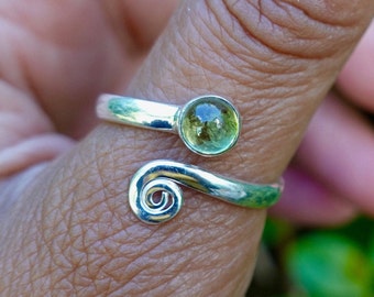 Adjustable CAB Peridot 925 Sterling Silver Ring, Snake Ring, Wrap Ring, Thumb Ring, Spiral Ring, August Birthstone, Mistry Gems, R61P