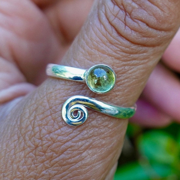 Adjustable CAB Peridot 925 Sterling Silver Ring, Snake Ring, Wrap Ring, Thumb Ring, Spiral Ring, August Birthstone, Mistry Gems, R61P