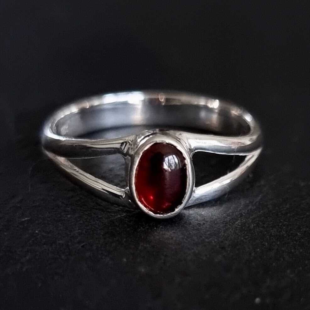 【匿名配送】【未使用】VINTAGE hair tonic180ml 2本セット Dainty Oval Garnet Sterling Silver Ring, 2nd Anniversary