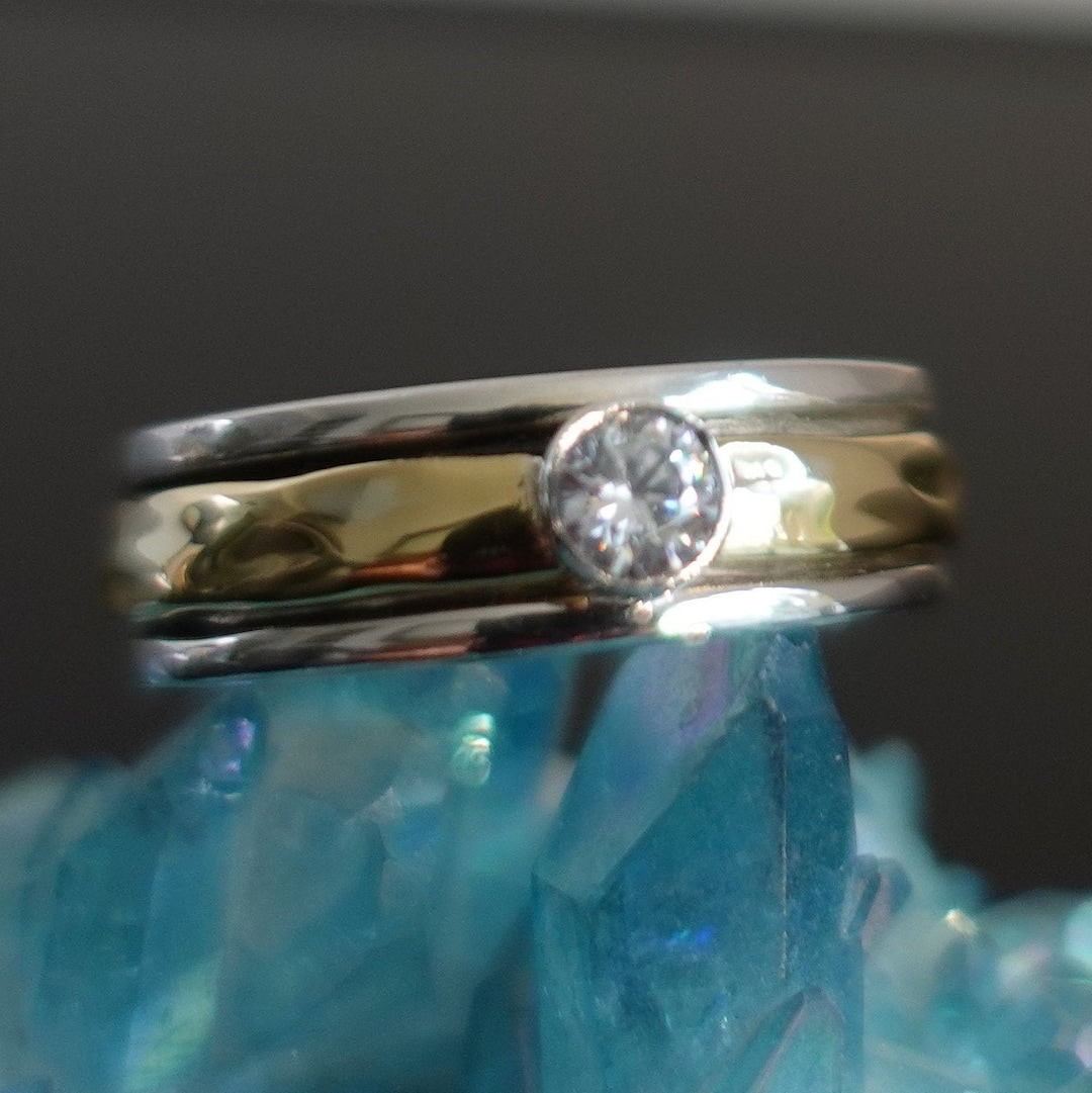 Gold Silver Cubic Zirconia Wide Band Ring, This Ring DOESNT Spin Freely ...