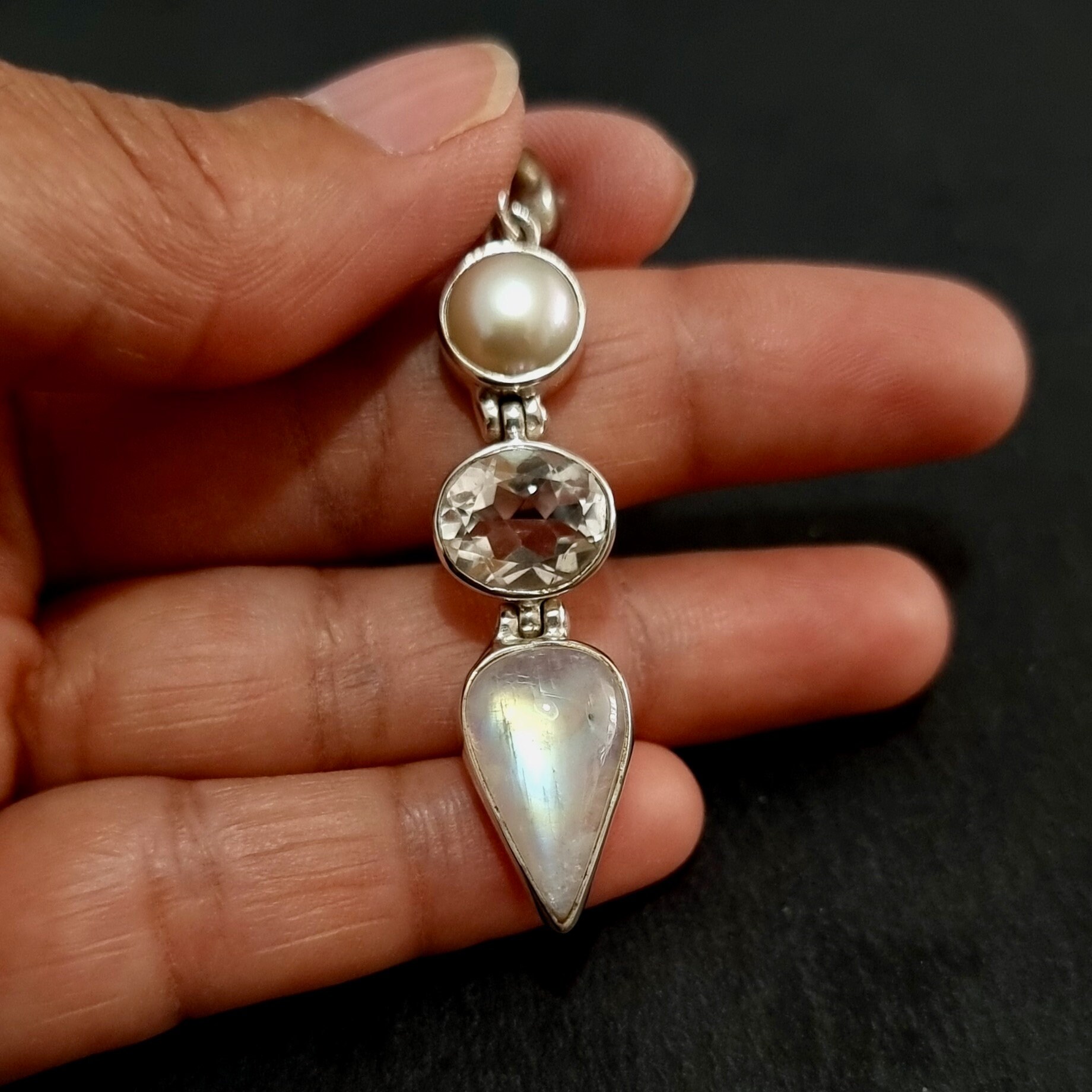 Piedra perla colgante de cuarzo - Etsy México