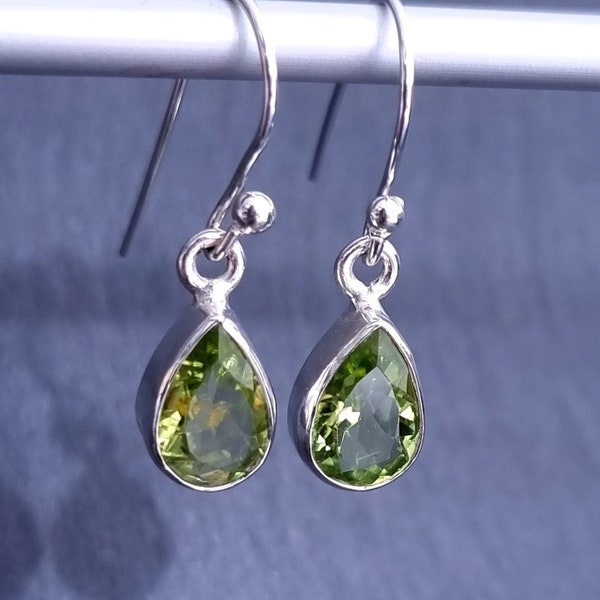 Peridot Earrings, Facetted Teardrop 9mm x 6mm, 925 Sterling Silver, Wedding Earrings, Green Gemstone, August Birthstone, Mistry Gems, E5P