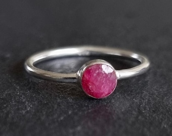 Dainty 5mm Round Ruby Ring, 925 Sterling Silver Stacking Ring, July Birthstone, 15th & 40th Anniversary, Engagement Ring, Mistry Gems, R10R