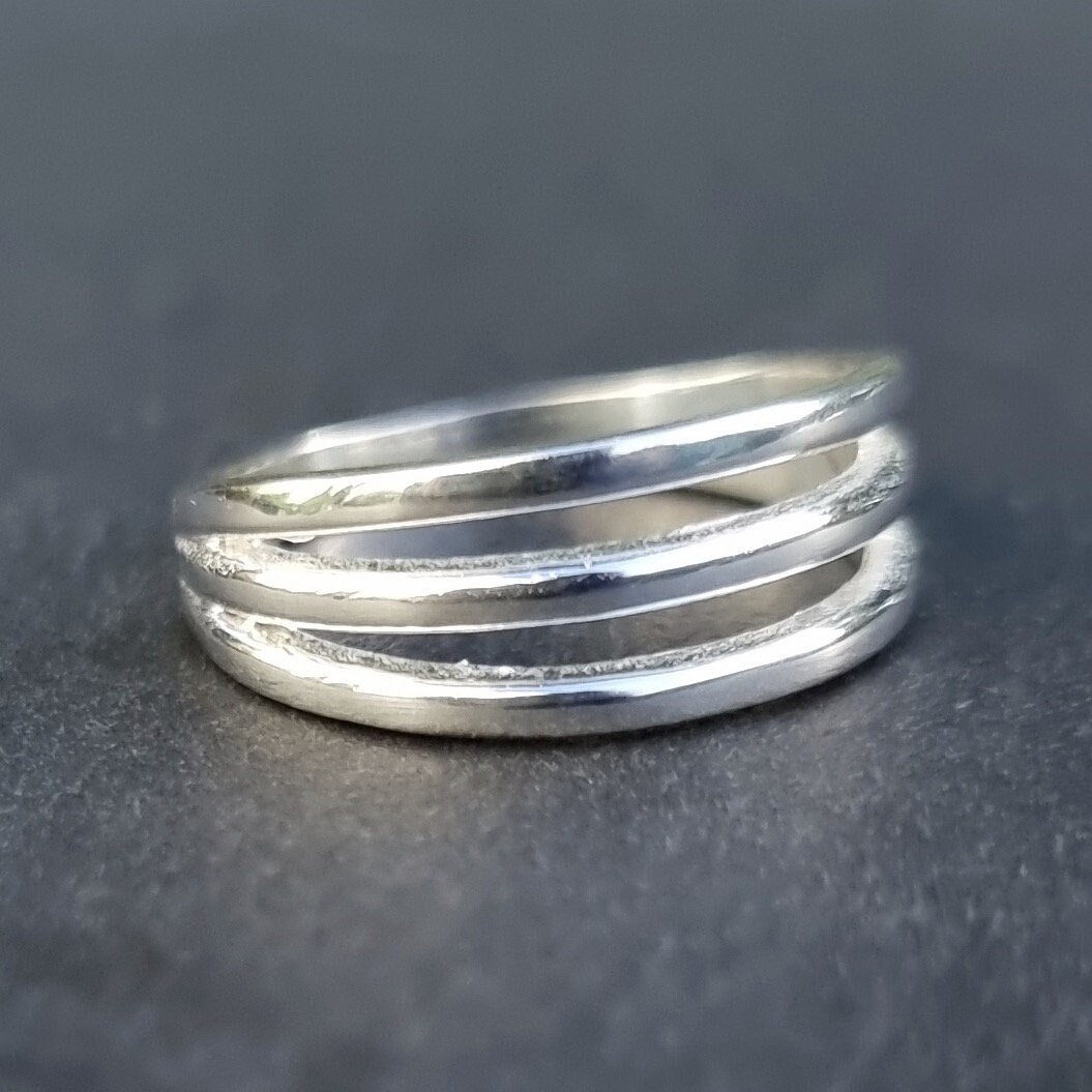Bague En Argent 925 - Forme Géométrique - Poids 4,09g - Occasion - Modèle Unique