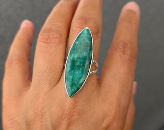 Large Marquise Emerald Ring, 925 Sterling Silver, *Slightly Imperfect*, Size US 9 UK R 1/2, Stone Size 4.0cm x 1.3cm, Mistry Gems, R245