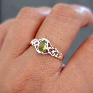 Unisex Sterling Silver Celtic Knot Peridot Ring, August Birthstone Gift, Celtic Weave Pagan Ring, Boho Green Gemstone Ring, R33P image 2