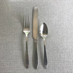 Oneida Silver Community Plate Bird of Paradise Youth Silverware / Flatware Set - Fork, Knife, Spoon