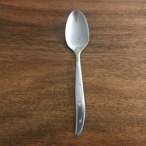 Superior Stainless Silverware / Flatware - Teaspoon, Starburst Pattern, Starlight, INS16