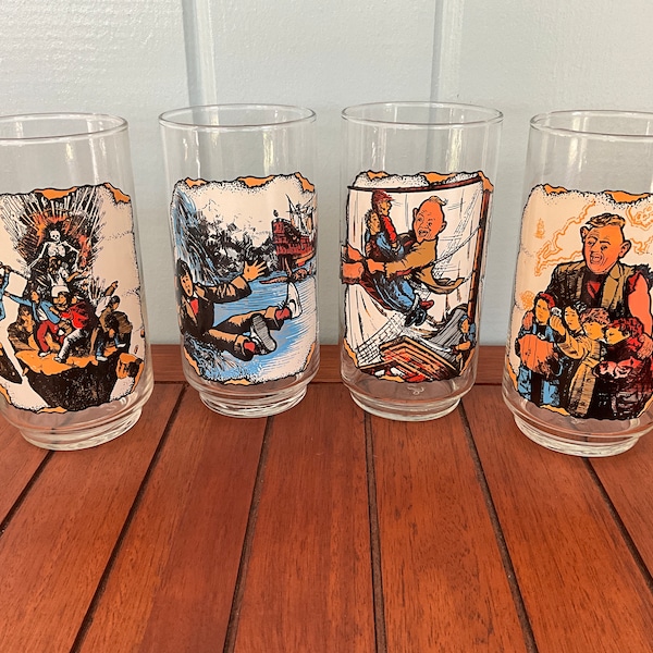 1985 The Goonies Glass - Goonies in the Organ Chamber, Data on the Waterslide, Sloth Comes to the Rescue, Sloth and the Goonies