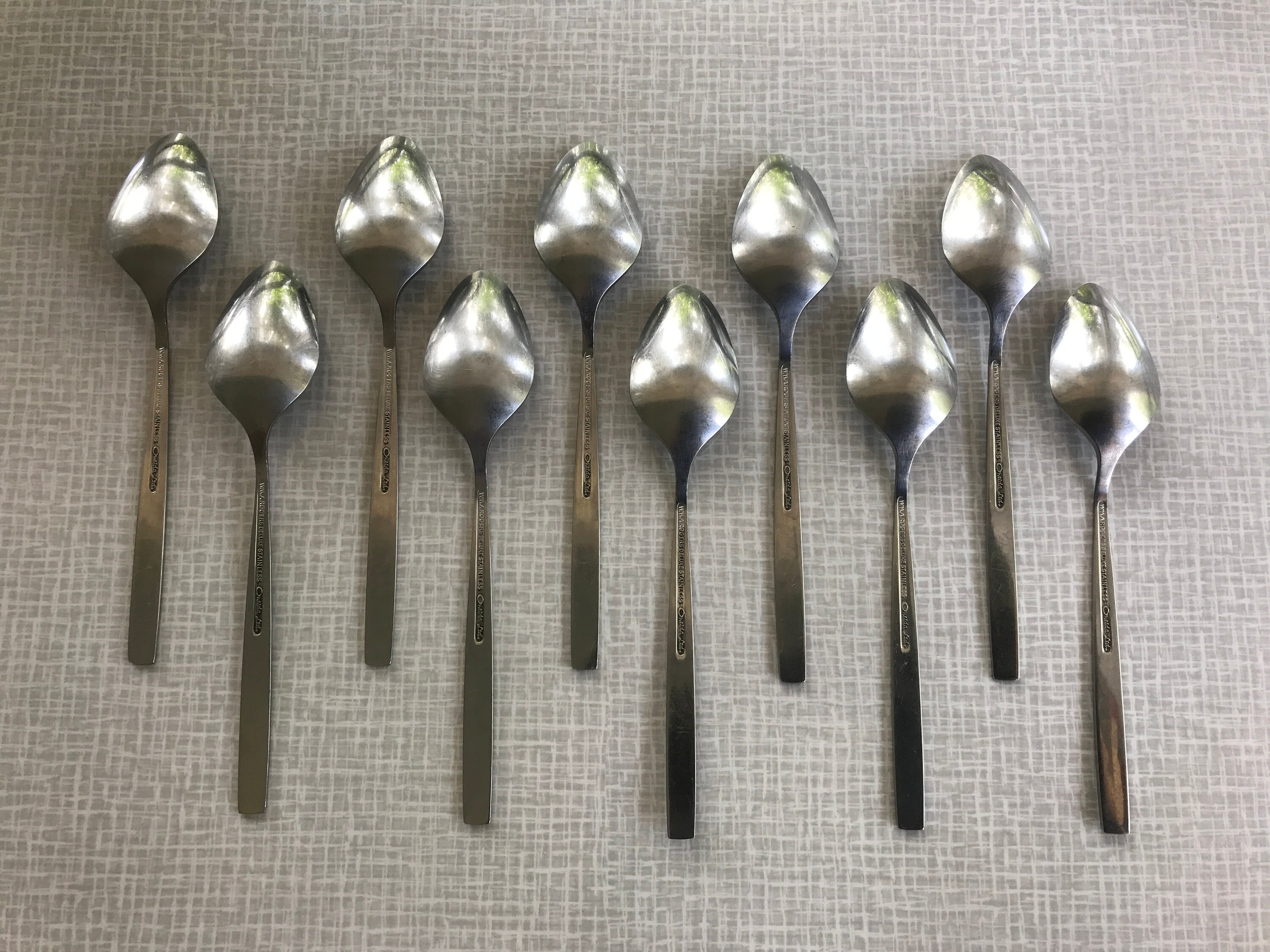 Oneida Rochestter WM A Rogers Deluxe Stainless Steel Oneida Ltd. Silverware / Flatware ...