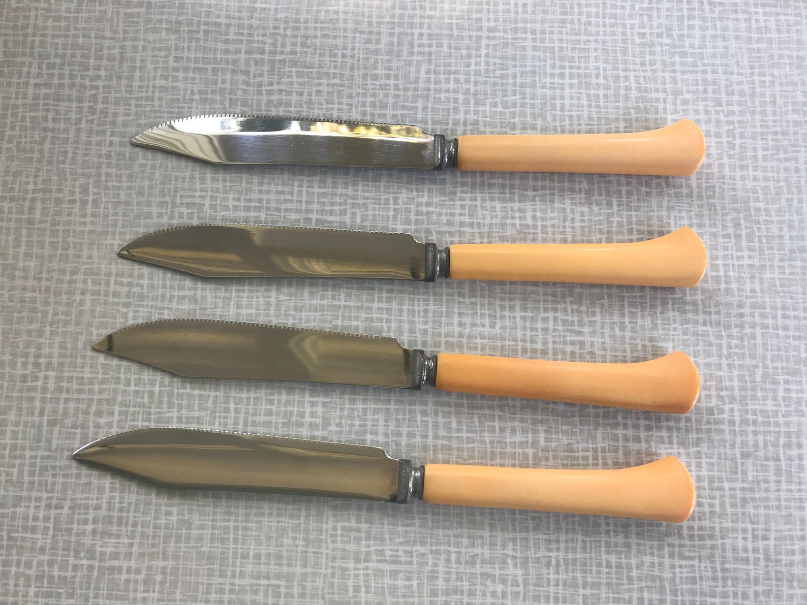 Four Royal Brand Cutlery Company Sharp Cutter Steak Knives Etsy