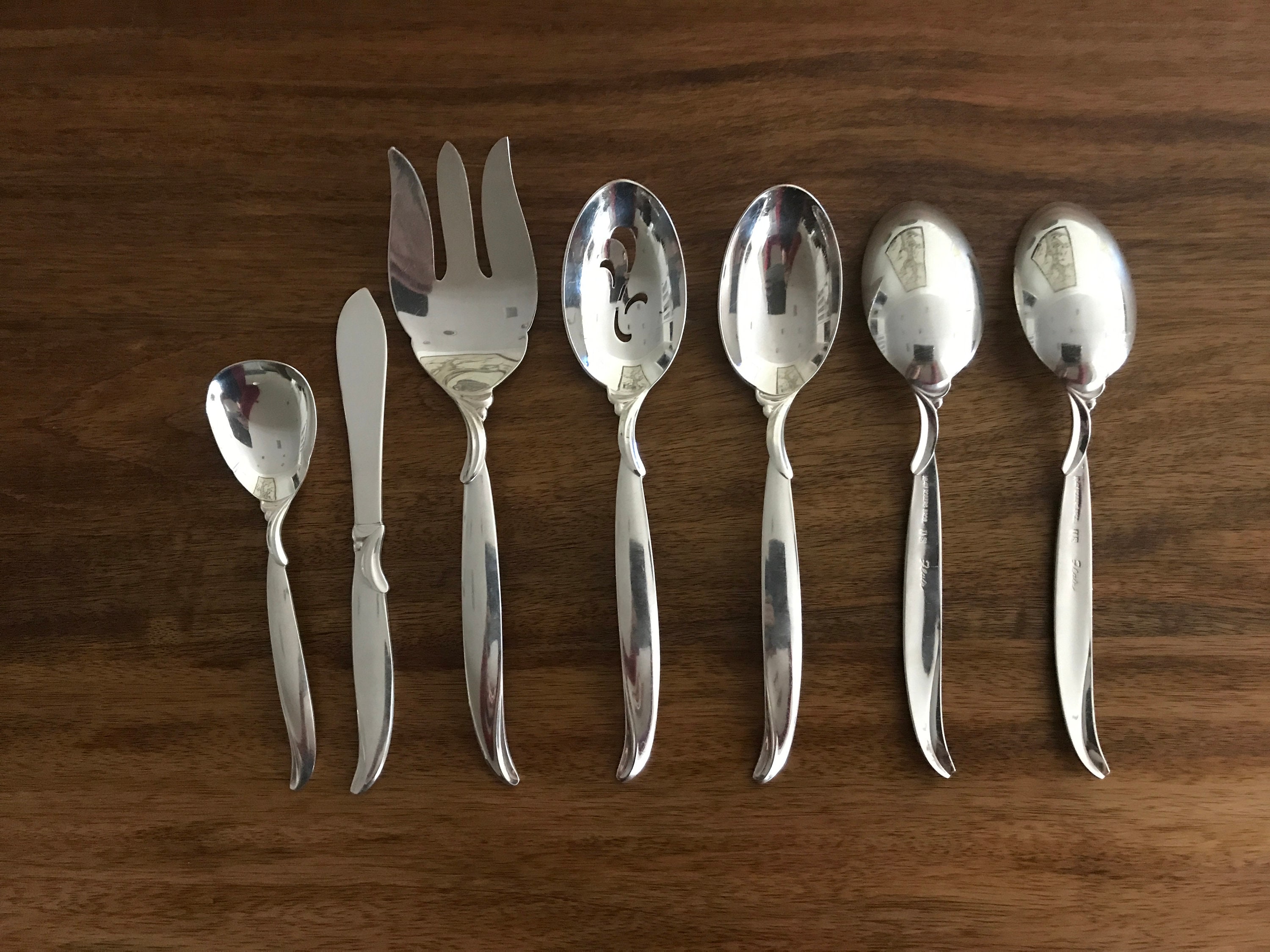 International Silver 1847 Rogers Bros Silverplate Silverware 