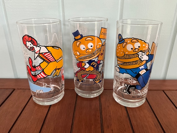 One 1977 Mcdonald's Action Series Glass - Ronald Mcdonald, Mayor