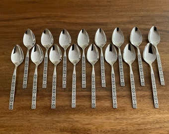 Oneida Winter Hill Distinction Deluxe Stainless Steel Flatware - Glossy Finish (Your Choice Of Pieces)