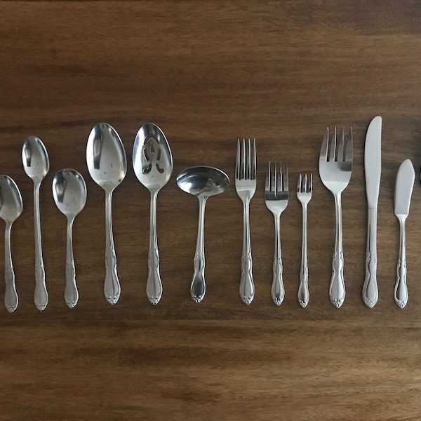 One Simeon L. and George H. Rogers Co. Oneida Ltd. Stainless Flatware / Silverware - Homestead - Replacement Pieces