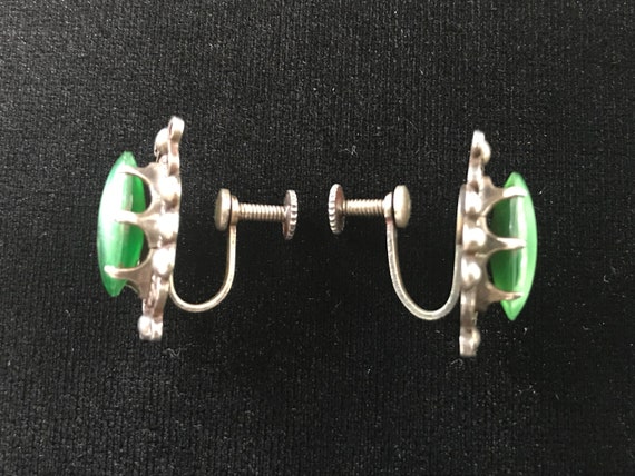 Vintage Pre-Eagle Silver and Green Stone Earrings - image 4