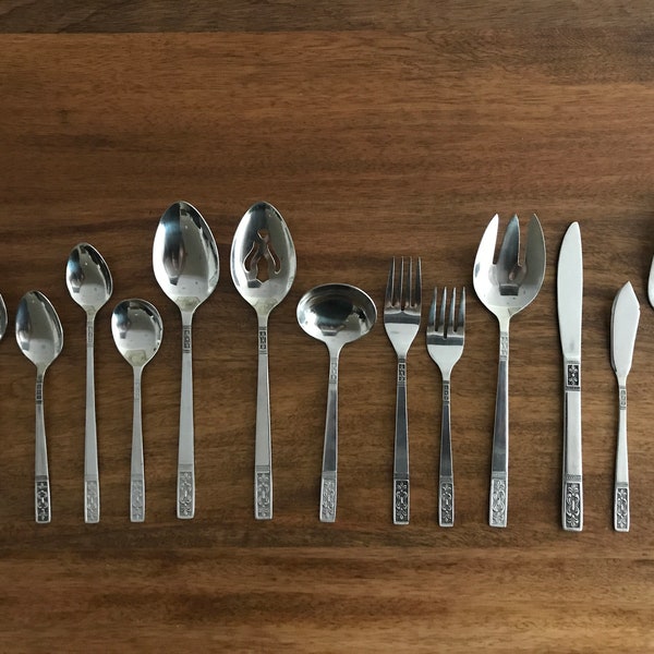 One Mid Century Customcraft Stainless Flatware / Silverware - Fleur de Lis CUS3 - Replacement Pieces