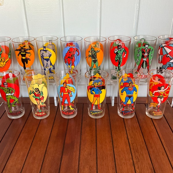 One 1976 Pepsi Super Series Glass / Moon Series - National Periodical Publications, Inc., DC Comics, Superhero Glasses