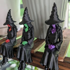 Décoration d'étagère sorcière | Décoration sorcière colorée | Décoration d'étagère Halloween | Accessoire gothique pour la maison | Cadeau pour les amoureux des sorcières | Décoration imprimée en 3D en PLA image 1