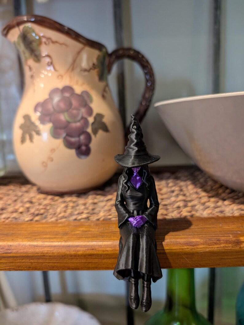 Décoration d'étagère sorcière | Décoration sorcière colorée | Décoration d'étagère Halloween | Accessoire gothique pour la maison | Cadeau pour les amoureux des sorcières | Décoration imprimée en 3D en PLA image 10