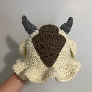 Crochet Arrow Bucket Hat