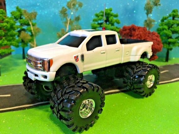 164 Custom Ford F350 Lifted Truck Farm Toy Ertl Dcp G5 Lift Kit Cb Antenna
