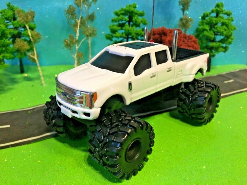 1 64 Custom Ford F350 Lifted Truck Farm Toy Ertl Dcp G 6 Lift Kit Swamp Tires