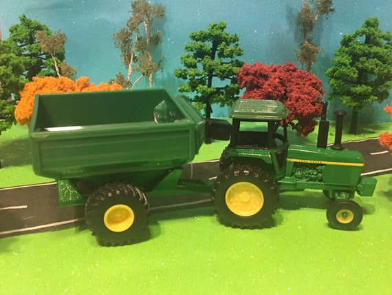 john deere tractor and wagon toy