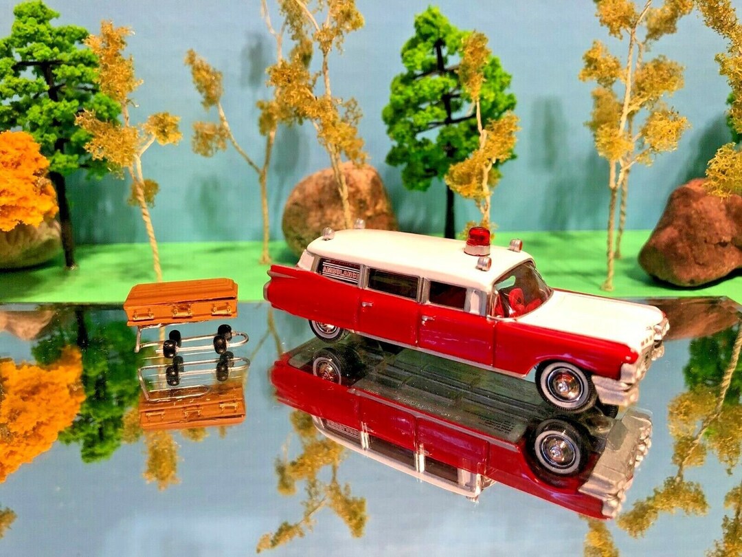 Sthubert92 Automic.toys corbillard Hearse Cadillac V6 coffin cercueil 1