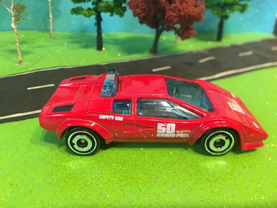 Hot Wheels Lamborghini Countach Pace Car 50 Grand Prix Safety