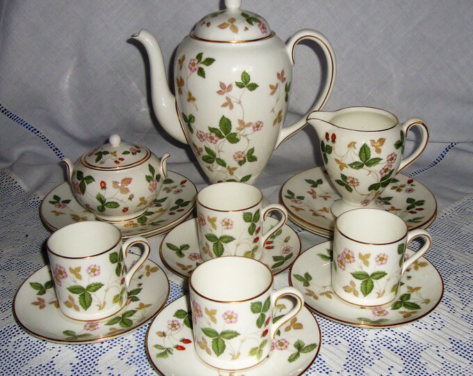 Wedgwood WILD STRAWBERRY Coffee Set for Six Etsy Singapore