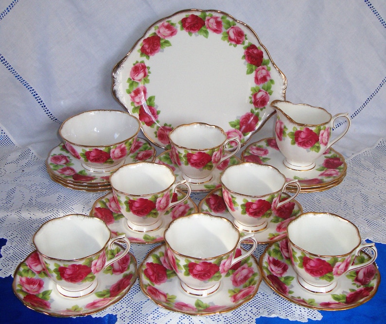 Exquisite Royal Albert OLD ENGLISH ROSE Tea Set 21 pieces Etsy