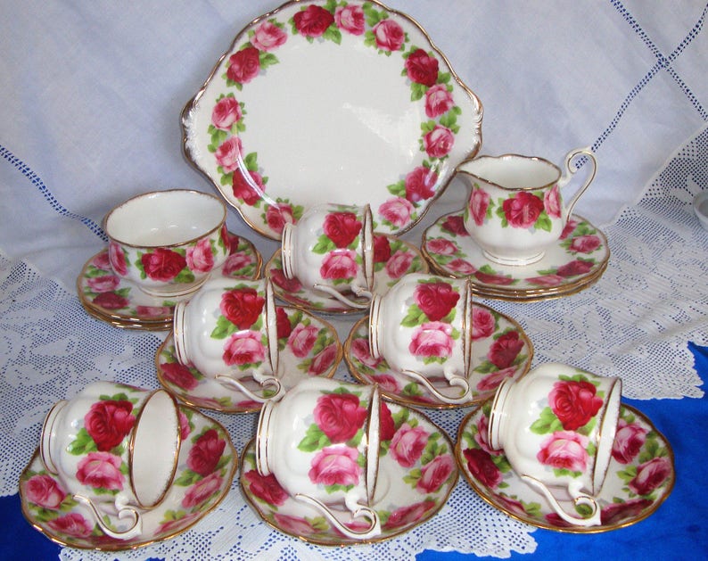 Exquisite Royal Albert OLD ENGLISH ROSE Tea Set 21 Pieces Etsy