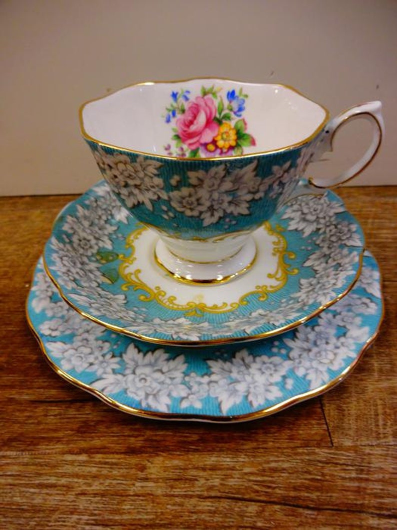Superb Royal Albert ENCHANTMENT Tea Set for Six 21 Pieces for Etsy Canada