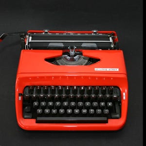 Cursive Script Typewriter Italic Font Brother Orange Portable Working Qwerty Vintage 1970 70's New Ribbon Typeface Qwerty Qwertz