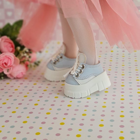 パオラ・レイナ人形の靴。パオラ・レイナ人形用の靴。コロール