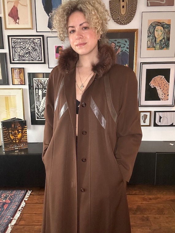 1990s Brown Wool Coat with Fur Collar and Leather… - image 7