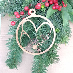 Nurses Christmas Bauble - Unpainted