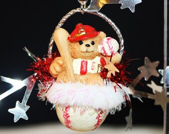Silver Star & rouge clinquant Baseball sport thème Teddy Bear Cub casiers Noël boucles d’oreilles navires gratuits en 3 x 3 x 2" vacances cadeau Box w arc