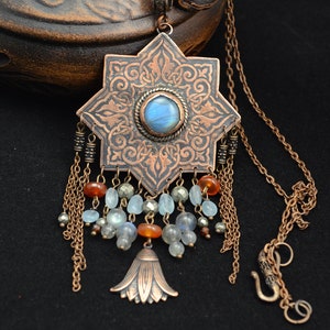 Etched necklace, labradorite necklace, bohemian necklace, statement necklace, boho pendant, modern ethnic jewelry, bohemian jewelry