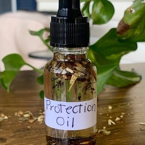 Protection Ritual Oil, Anointing Oils, Candle Oils, Bath Oil, Spell Work, Gifts for Her, Wicca, Wiccan, Altar Tools, Candle Magic