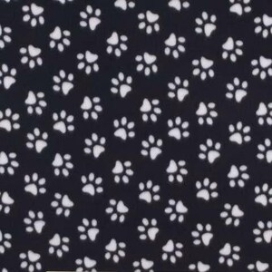 Paw Print Blanket / Paws / Cat Blanket / Dog Blanket / Gift for Pet Owner / Animal Lover Gift / Fleece Tie Blanket / No Sew Blanket