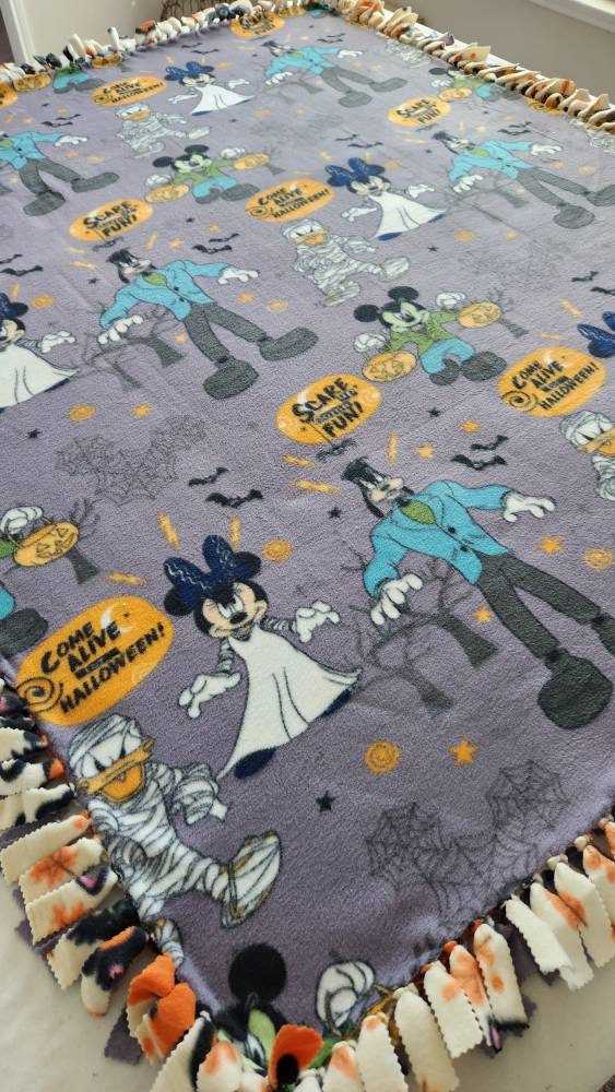 Halloween Blanket / Halloween / Halloween Gift / Kids Blanket Etsy