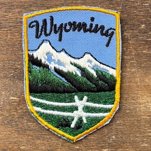 Wyoming Vintage Souvenir Travel Patch from Voyager