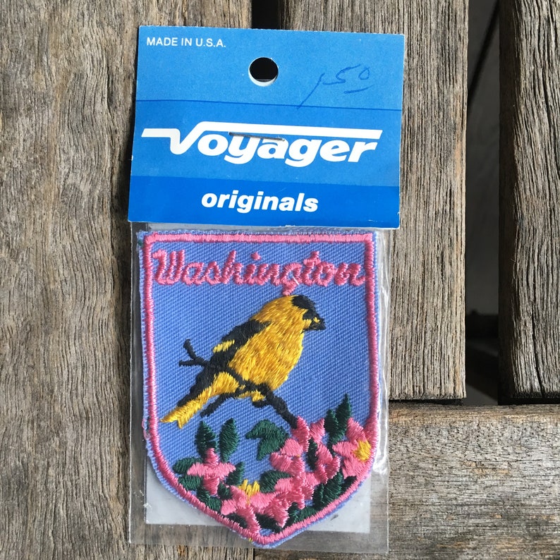Washington State Vintage Souvenir Travel Patch from Voyager