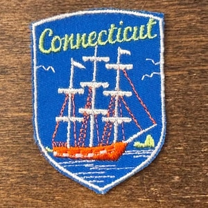 Connecticut Vintage Souvenir Travel Patch from Voyager